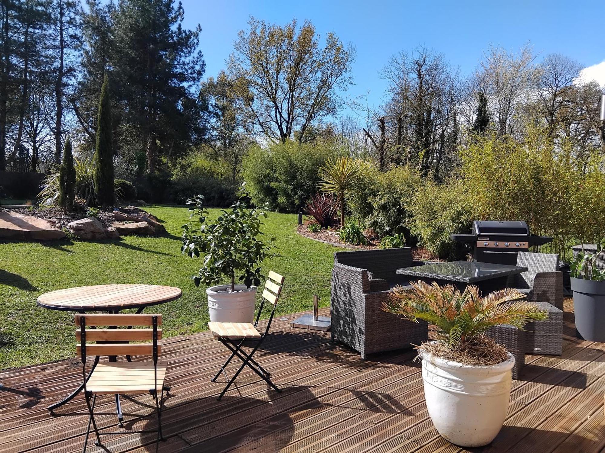 Angrie Chambre Dans Un Ecrin De Verdure מראה חיצוני תמונה