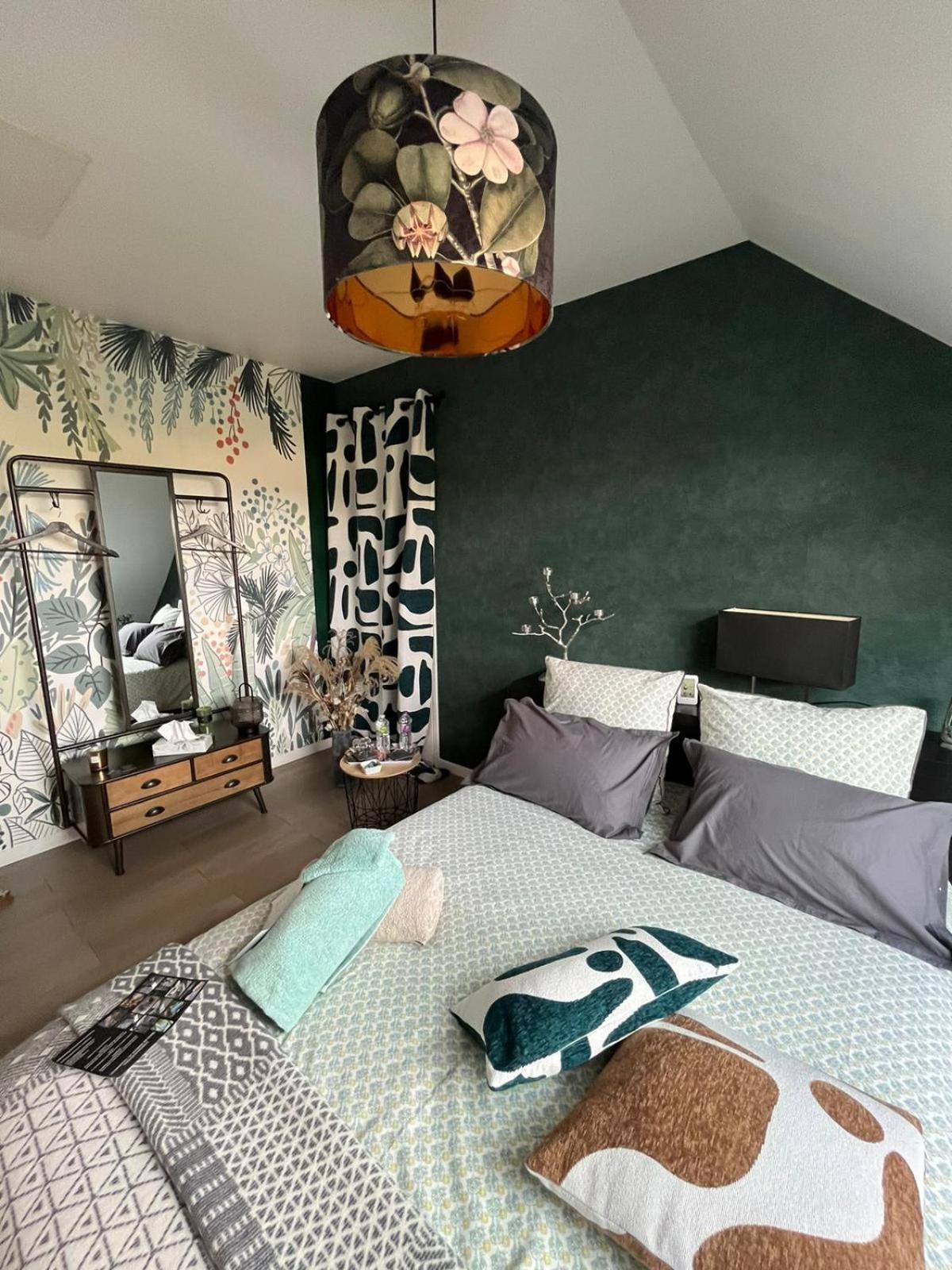Angrie Chambre Dans Un Ecrin De Verdure מראה חיצוני תמונה